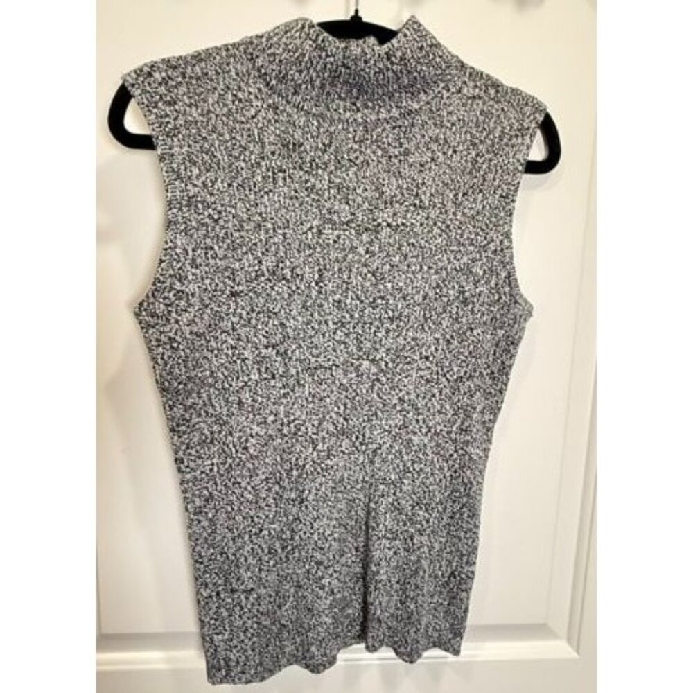 Dana Buchman Gray Mock Neck Sleeveless‎ Sweater Top M | Minimalist Layering Knit
